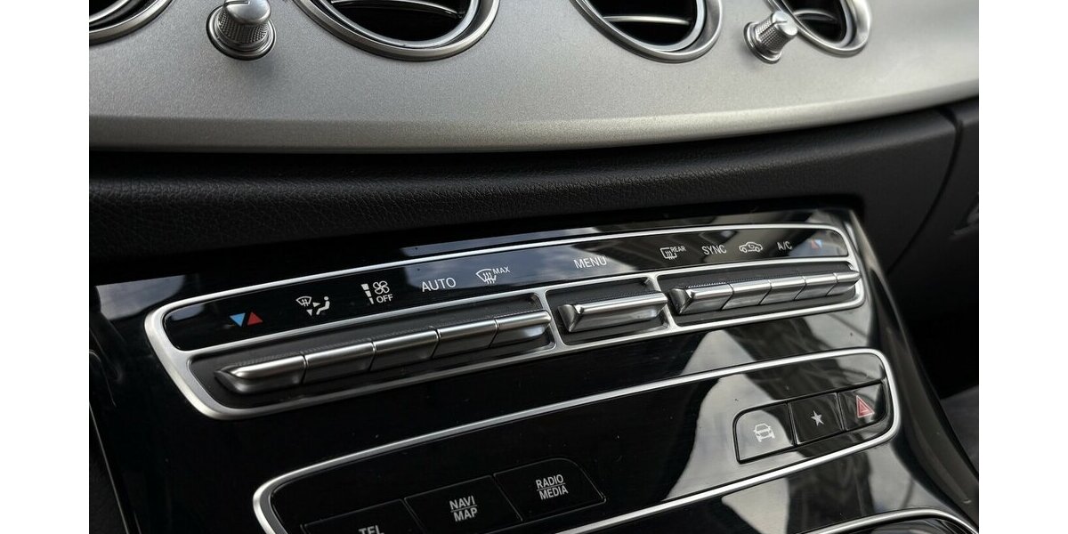 Mercedes-Benz E 200 d VIRTUAL+COCKPIT/KAMERA/NAVI/CARPLAY/SHZ 109.838 km 27.900 &euro; Villingen-Schwenningen 78054