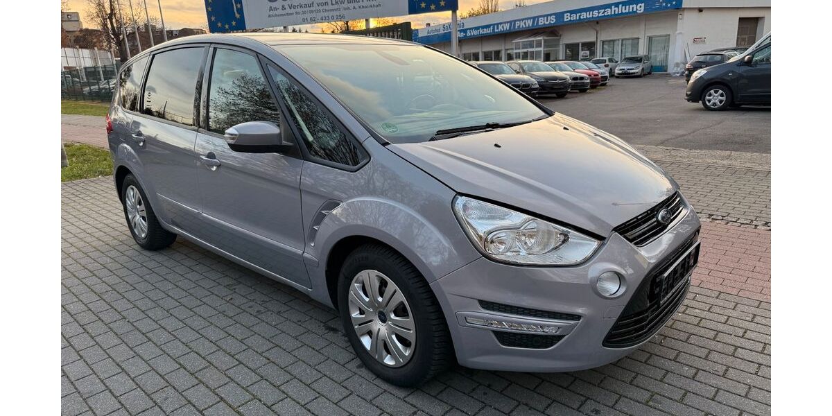 Ford S-Max 177.000 km 6.999 € Chemnitz 09120