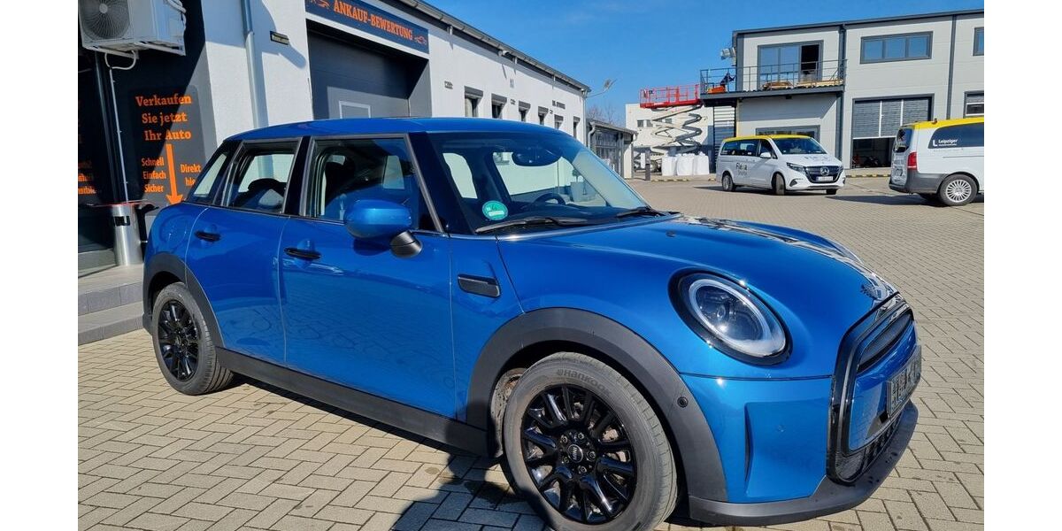 Mini ONE 25.069 km 18.250 &euro; Weimar 99425