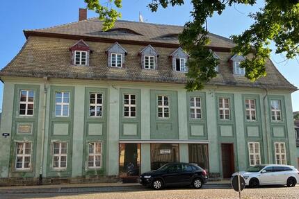 Charmante 3-Raum-Wohnung in denkmalgeschütztem Altbau 3 zimmer