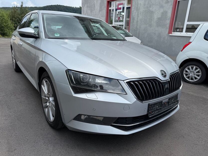 Skoda Superb 258.900 km 13.990 € Dörfles-Esbach 96487