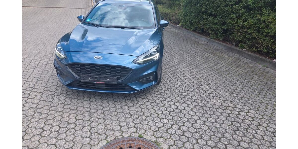 Ford Focus 51.287 km 17.999 &euro; Retzstadt 97282