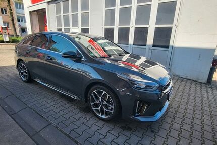 Kia pro ceed / ProCeed 93.200 km 17.900 &euro; Mannheim 68305