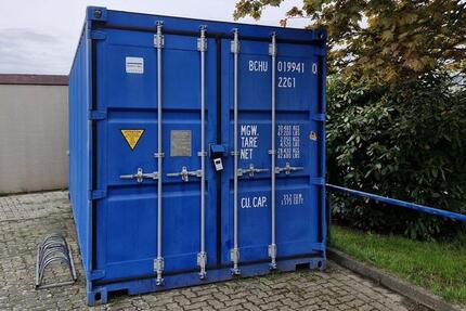 +++Lagerfläche mit Stromanschluß+++