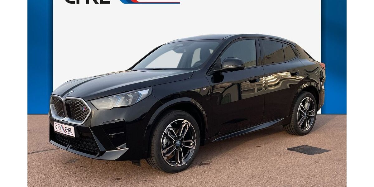 BMW iX2 2.500 km 43.940 &euro; Halle (Saale) 06112