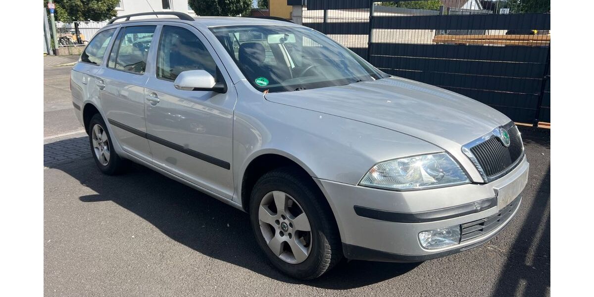 Skoda Octavia 199.000 km 2.900 &euro; Hanau 63452