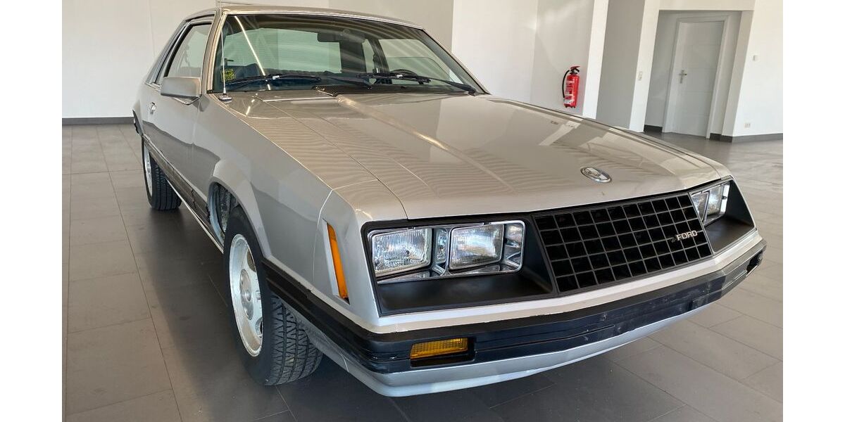 Ford Mustang 127.000 km 6.990 &euro; Elsterwerda 04910