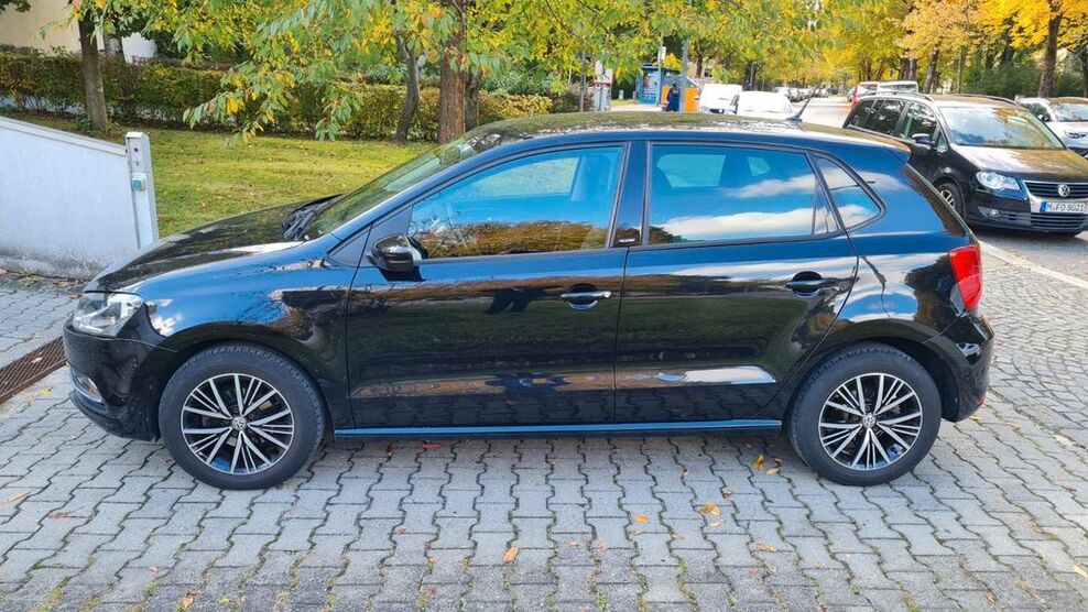 VW Polo 69.800 km 9.500 € München 80801