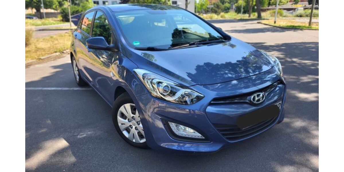Hyundai i30 52.000 km 6.500 &euro; Magdeburg 39104