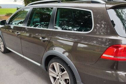 VW Passat Alltrack 199.000 km 10.950 € Lauenförde 37697