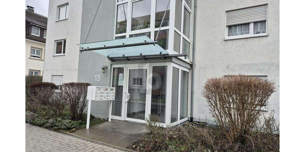 Etagenwohnung Singen - 4 Zimmer, 100 m&sup2;, 405.000&euro; | Angebot:25549180