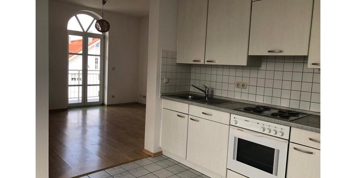 Dachgeschoßwohnung Ruhstorf an der Rott - 2 Zimmer, 49 m&sup2;, 750&euro; | Angebot:24648810