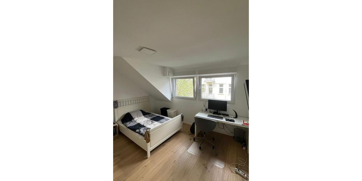 Dachgeschoßwohnung Münster Erphoviertel - 4 Zimmer, 65 m&sup2;, 1.525&euro; | Angebot:26033126