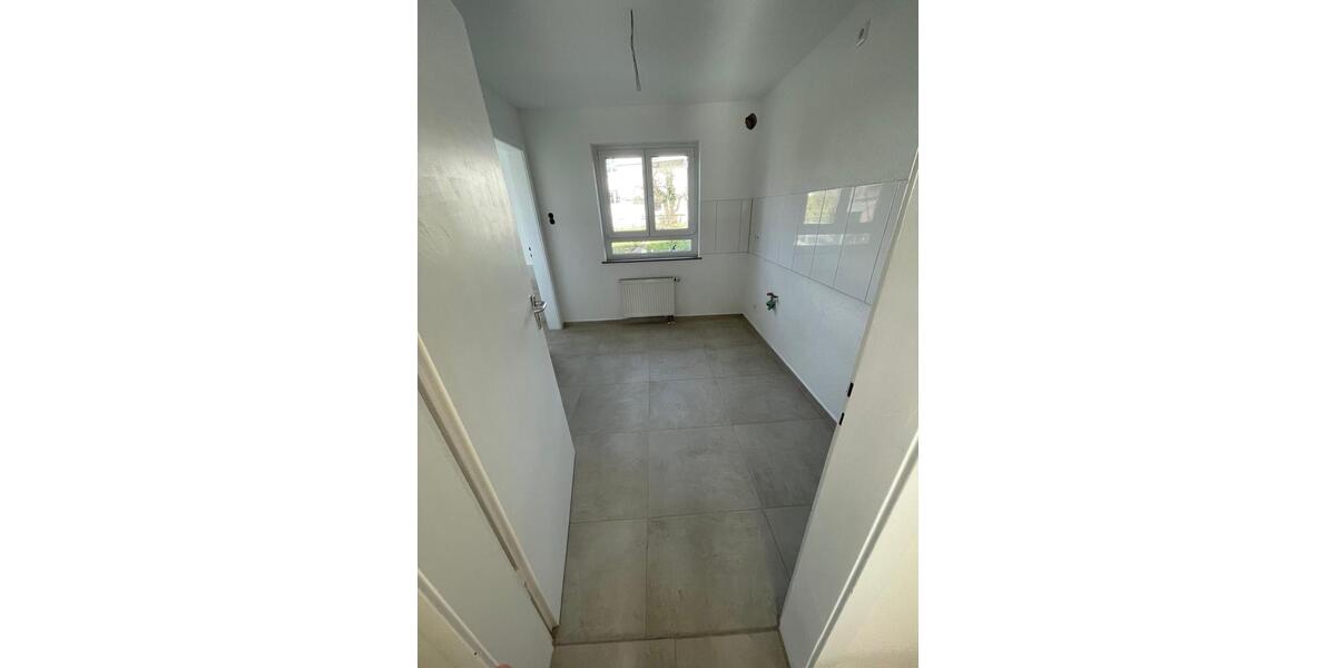 Erdgeschoßwohnung Esslingen am Neckar Oberesslingen - 3 Zimmer, 75 m&sup2;, 1.500&euro; | Angebot:25499690