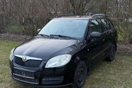 Skoda Fabia 185.000 km 3.490 &euro; Niebüll 25899