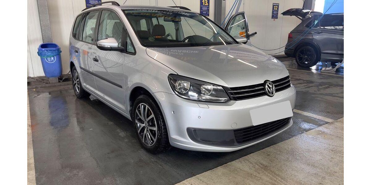 VW Touran 185.000 km 7.000 &euro; Neuss 41469