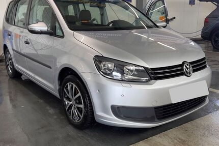 VW Touran 185.000 km 7.200 &euro; Neuss 41469