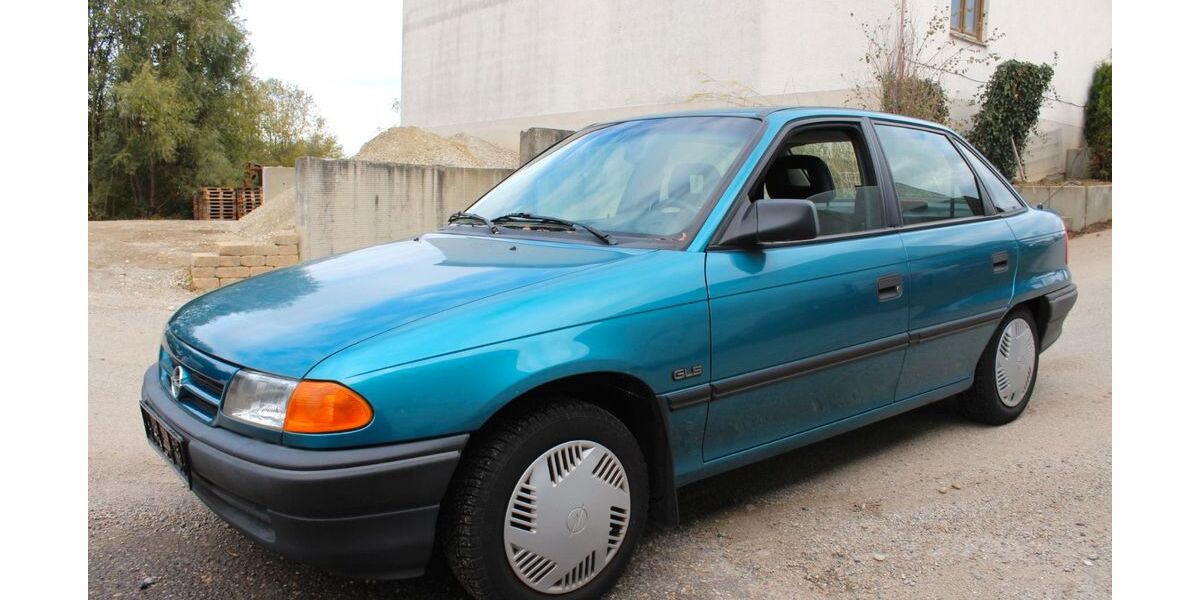 Opel Astra 102.000 km 2.890 &euro; Schwabhausen 85247