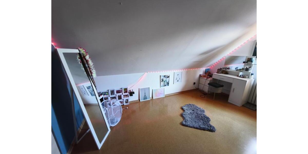 4 Zi. Wohnung in DG Galerie mit Garten (auf Wunsch), Balkon und Garage in Höchstadt OT - Etagenwohnung Höchstadt OT | Angebot:26409507