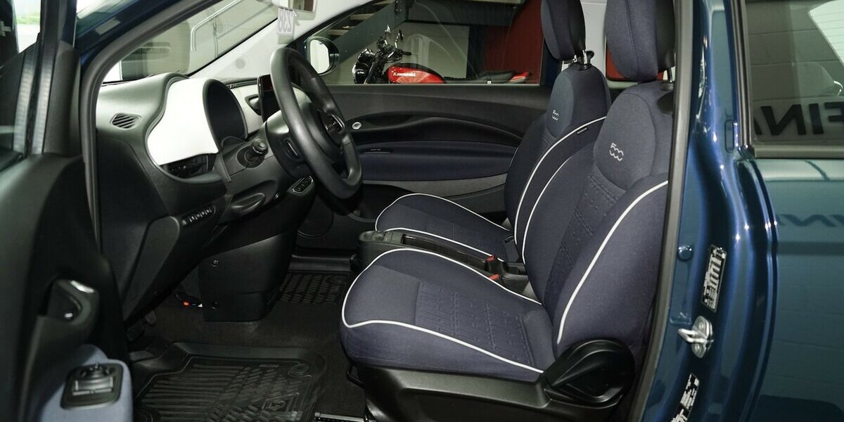 Fiat 500e Action Carplay Android Automatik 23.600 km 12.600 &euro; Lich 35423