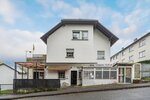 Mehrfamilienhaus mit fünf Wohneinheiten & Imbiss in Arnsberg–Gierskampen - Mehrfamilienhaus, Wohnhaus Arnsberg Obereimer | Angebot:25232860