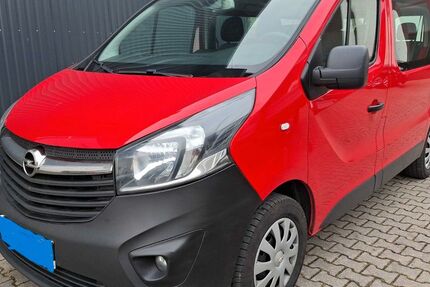 Opel Vivaro 187.635 km 11.500 &euro; München 81829