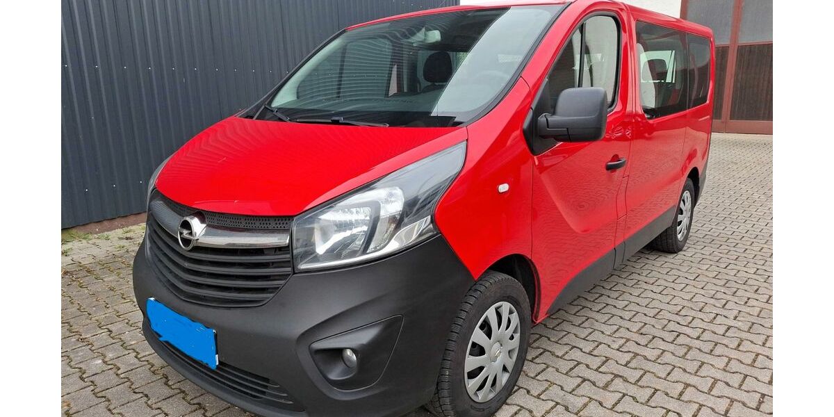 Opel Vivaro 187.635 km 12.750 € München 81829