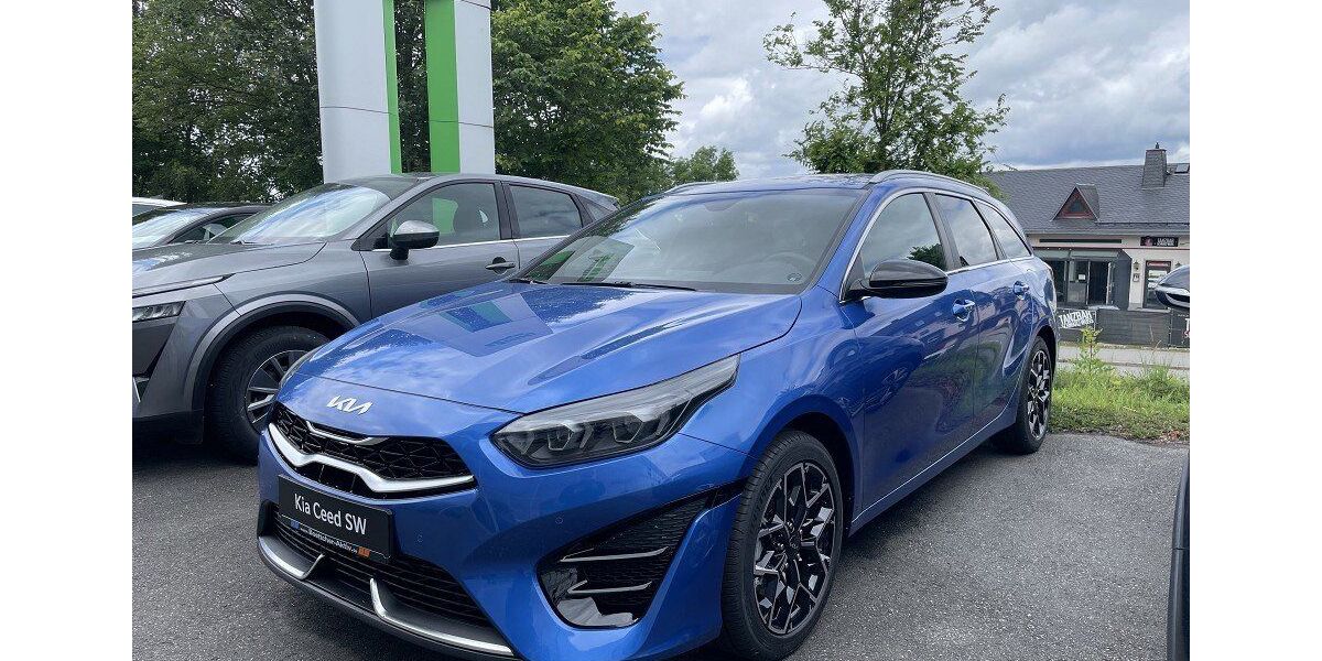 Kia ceed / Ceed 8.497 km 28.690 &euro; Annaberg-Buchholz 09456