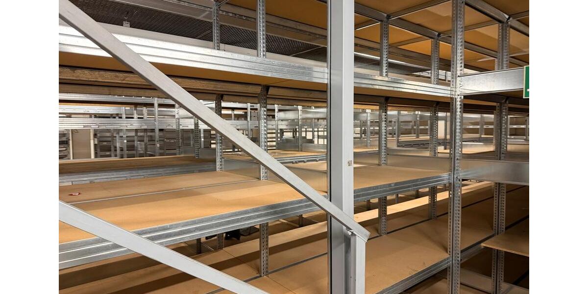 Ladengeschäft, Lagerhalle, Lagerraum, Raum, Garage zimmer