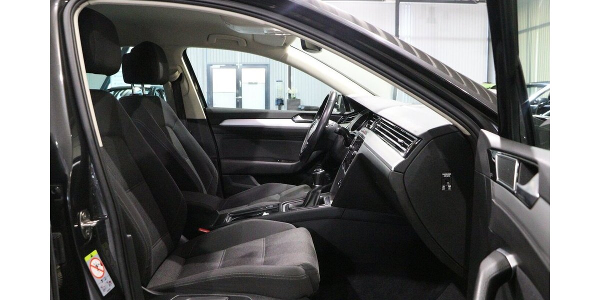 VW Passat 1.4 TSI Comfortline NAVI-DM+APPLE+ANDROID 159.000 km 11.888 &euro; Hamm 59077