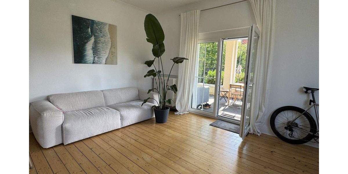 Sonnendurchflutete 6 - Zimmerwohnung mit Terrasse im oberen Ostviertel von Göttingen 6 zimmer