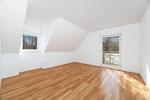 Einfamilienhaus Grünwald - 5 Zimmer, 160 m&sup2;, 4.700&euro; | Angebot:25987282