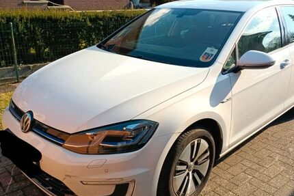 VW Golf 140.000 km 10.700 &euro; Hude 27798