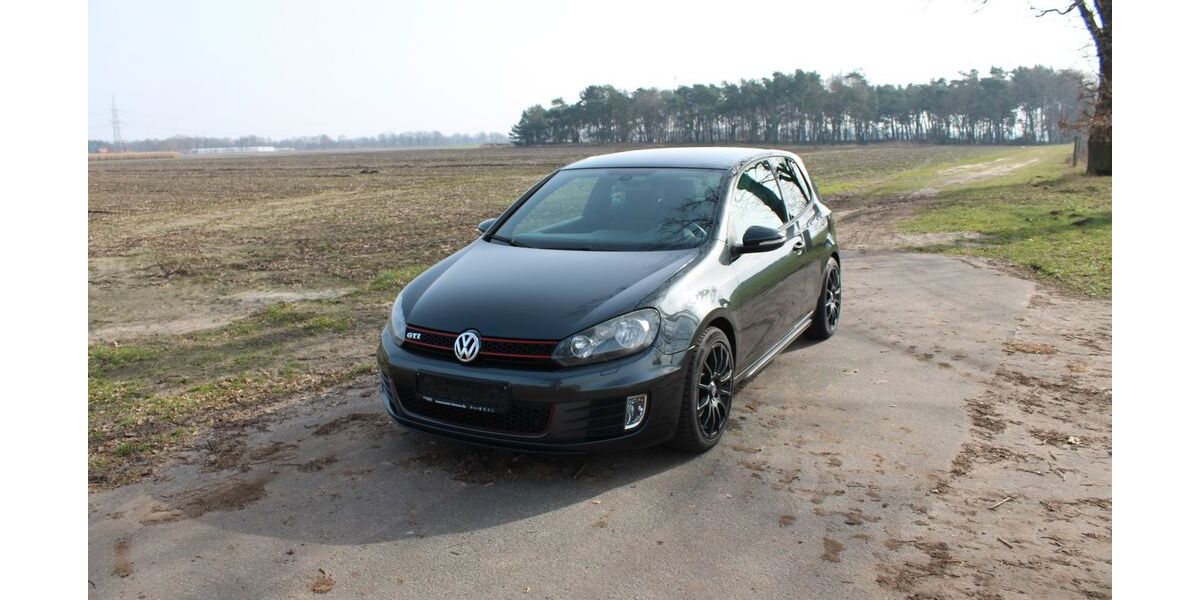 VW Golf 185.000 km 6.800 &euro; Barver 49453