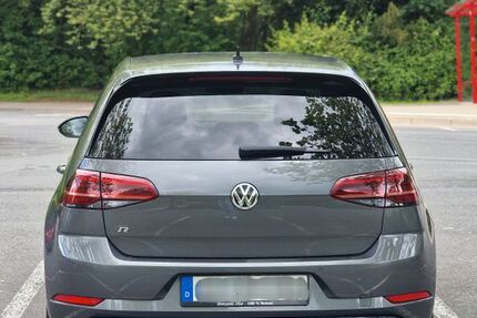 VW Golf 106.400 km 22.699 &euro; Kreuztal 57223