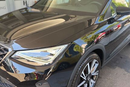 Seat Arona 25.191 km 22.699 &euro; München 81549