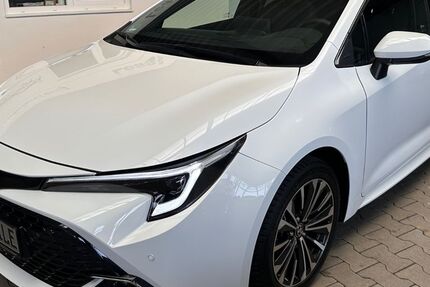 Toyota Corolla 1.450 km 24.999 € Kevelaer 47623