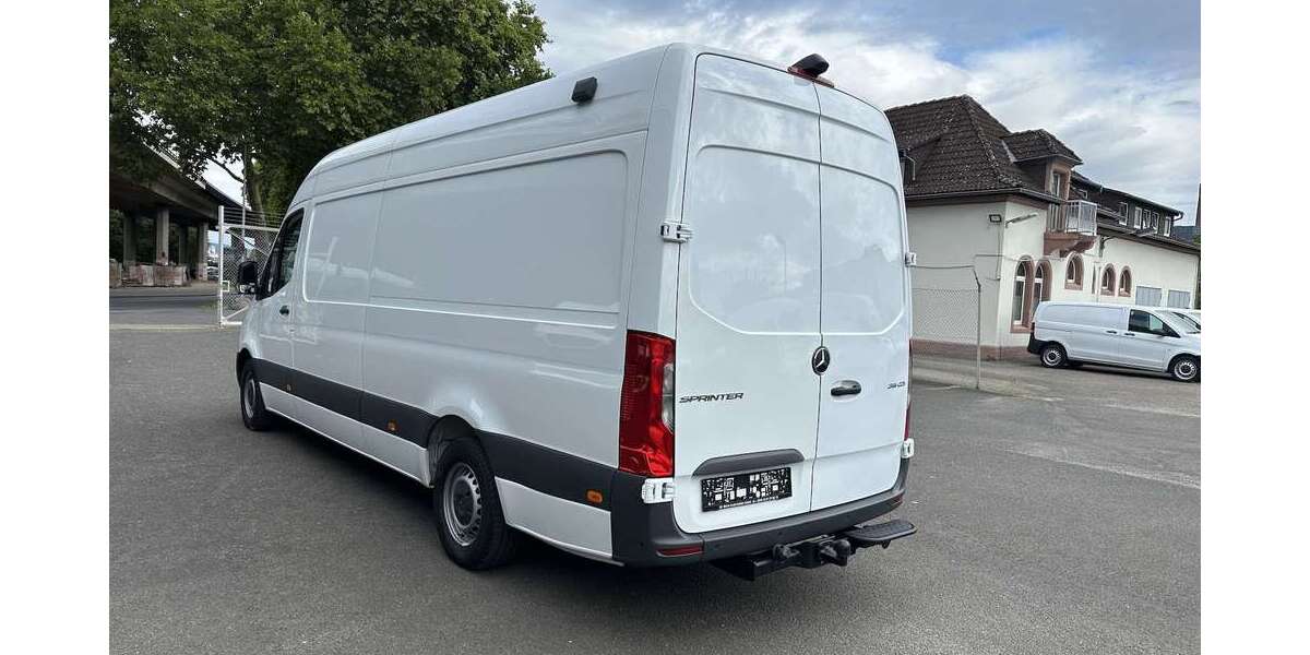 Mercedes-Benz Sprinter 74.214 km 30.345 &euro; Mainz 55122