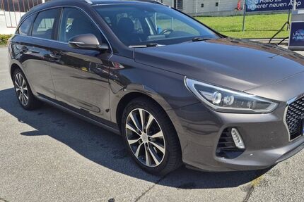 Hyundai i30 125.000 km 9.700 &euro; Metten 94526