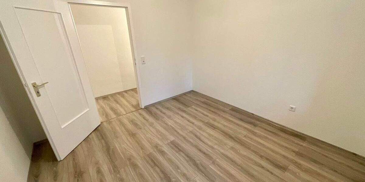 Etagenwohnung Essen Südostviertel - 3 Zimmer, 71 m&sup2;, 555&euro; | Angebot:25604853