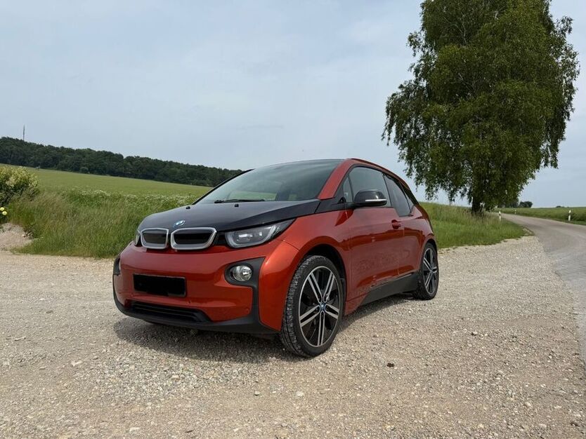 i3