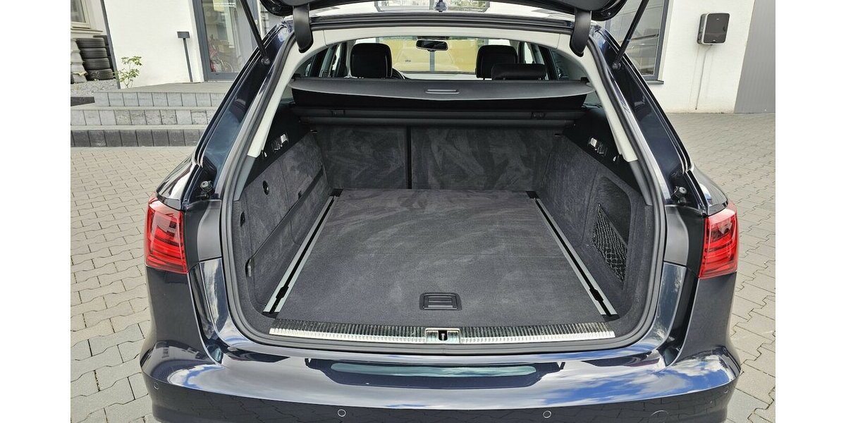 Audi A6 2.0 TDI Avant ultra NAVI DSG BI-XENON 2.HD 80.749 km 21.990 € Löhne 32584