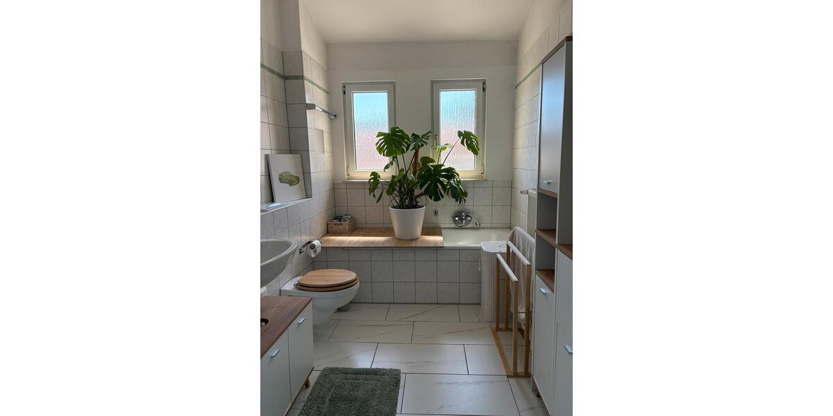 Dachgeschoßwohnung Mannheim Innenstadt - 2 Zimmer, 73 m&sup2;, 720&euro; | Angebot:26677355