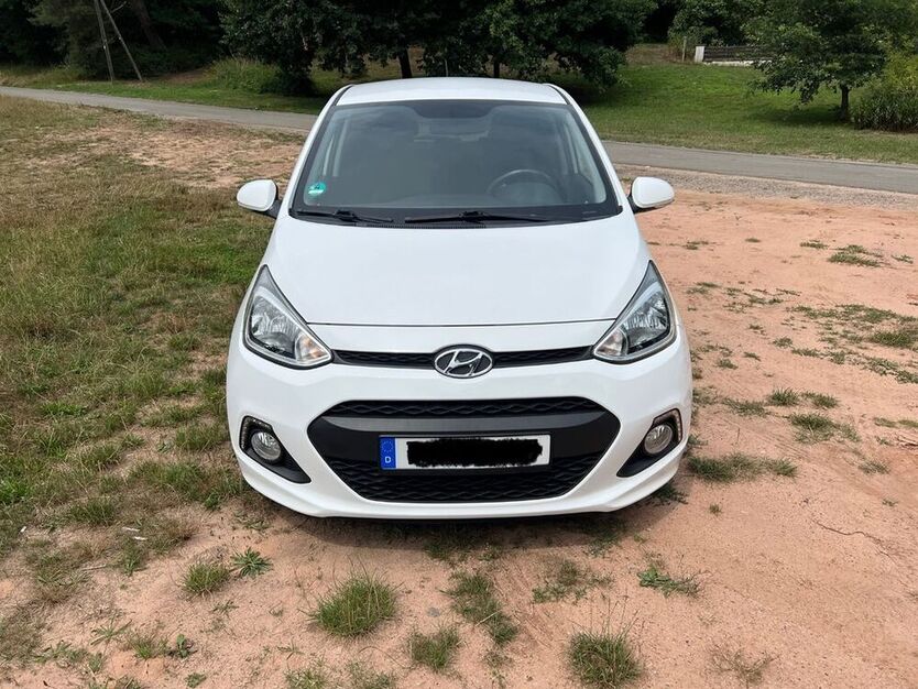 i10
