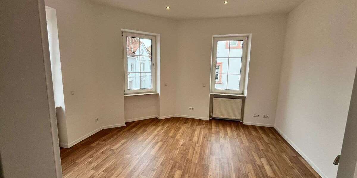 Einfamilienhaus Kaiserslautern Betzenberg - 10 Zimmer, 245 m&sup2;, 599.000&euro; | Angebot:27157190