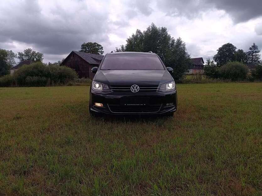 VW Sharan 238.204 km 9.500 € Sonnefeld 96242