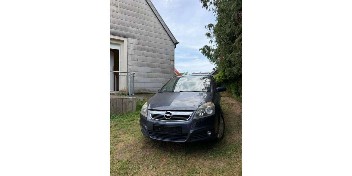 Opel Zafira 191.000 km 2.500 &euro; Kirkel 66459