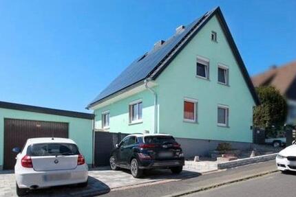 Haus Bad Hersfeld - 8 Zimmer, 210 m&sup2;, 335.000&euro; | Angebot:26111736