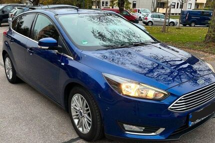 Ford Focus 81.000 km 8.950 &euro; München 81677