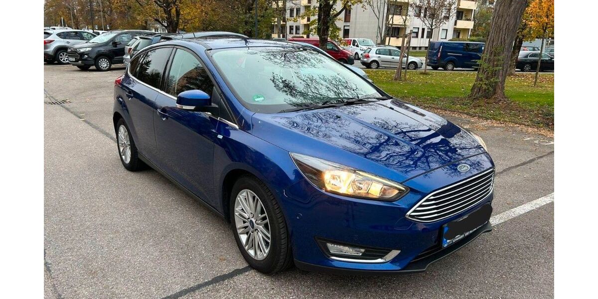 Ford Focus 81.000 km 8.950 &euro; München 81677